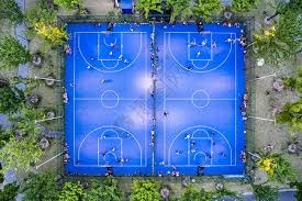 佐拉：当年有幸和马拉多纳一起练习任意球，让我能力明显提升